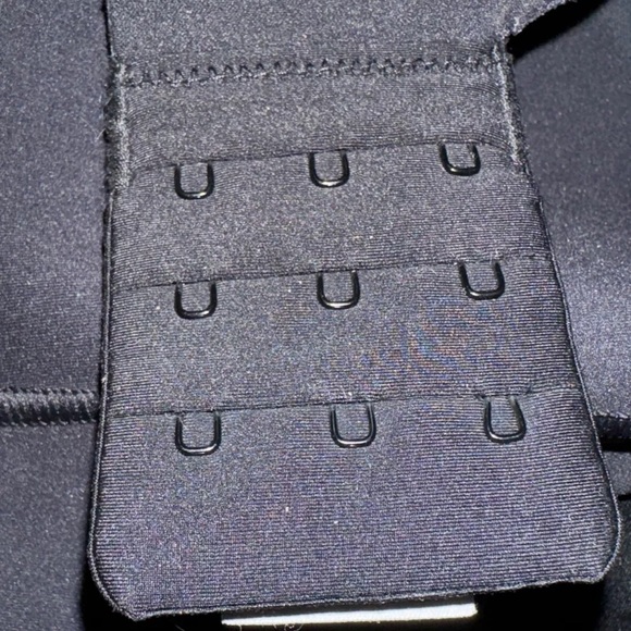 Brooks Dare Scoopback Run Bra Women’s Size 34DD Black Adjustable Wireless - Picture 4 of 7